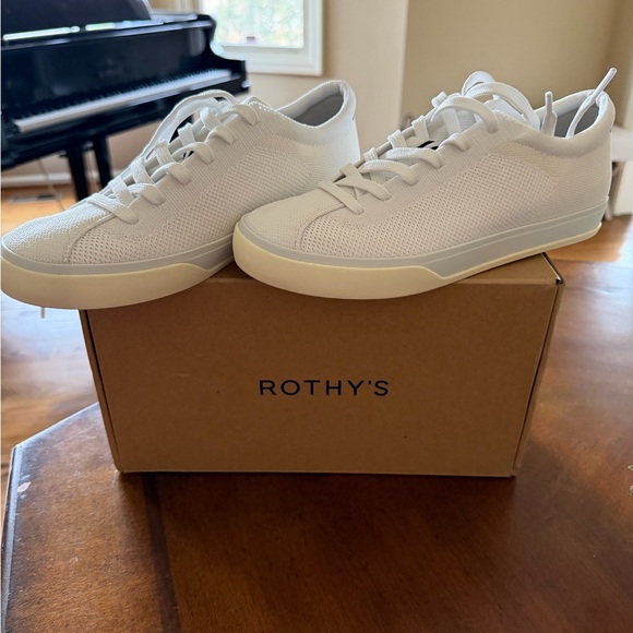 Women’s Rothy’s - Picture 2 of 4